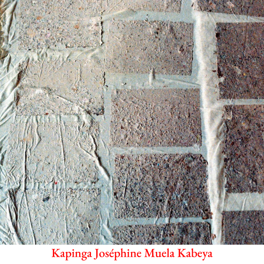 Groepsexpo De Tank Our language